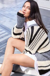 Lana Grossa CARDIGAN Cara & Brigitte No. 4