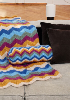 GESTREIFTE NACKENROLLE IM ZACKENMUSTER Alpaca Air II von Lana Grossa