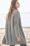 Lana Grossa JACKE IM PERLMUSTER MIT ZOPFSTREIFEN Lala Berlin Lovely Cotton