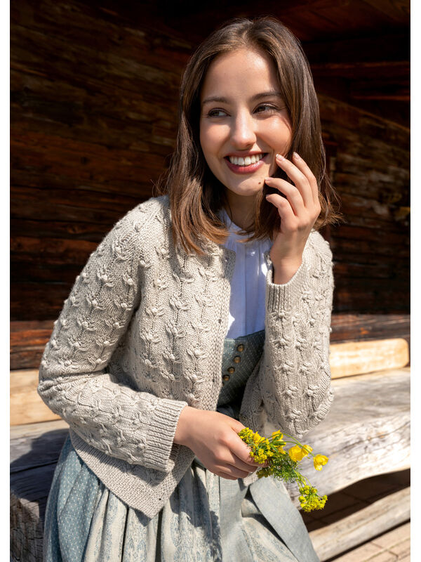 Lana Grossa RAGLANJACKE IM BLÜTENNOPPENMUSTER Cool Wool Big