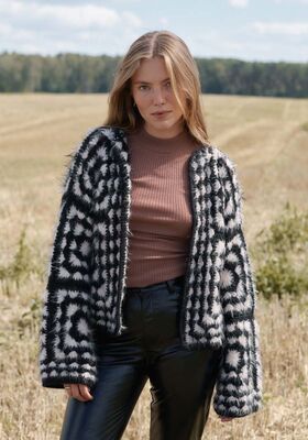 JACKE Basta & Brigitte No. 2 von Lana Grossa
