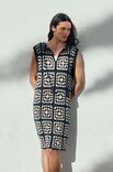 Lana Grossa KLEID IN QUADRATISCHEN MOTIVEN Elastico