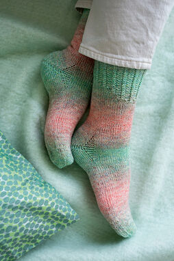 MEILENWEIT Socktober No. 9 von Lana Grossa
