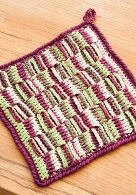 TOPFLAPPEN IM RELIEF-SCHACHBRETTMUSTER Star uni von Lana Grossa