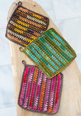TOPFLAPPEN IM STRUKTURMUSTER Cotone uni/print von Lana Grossa