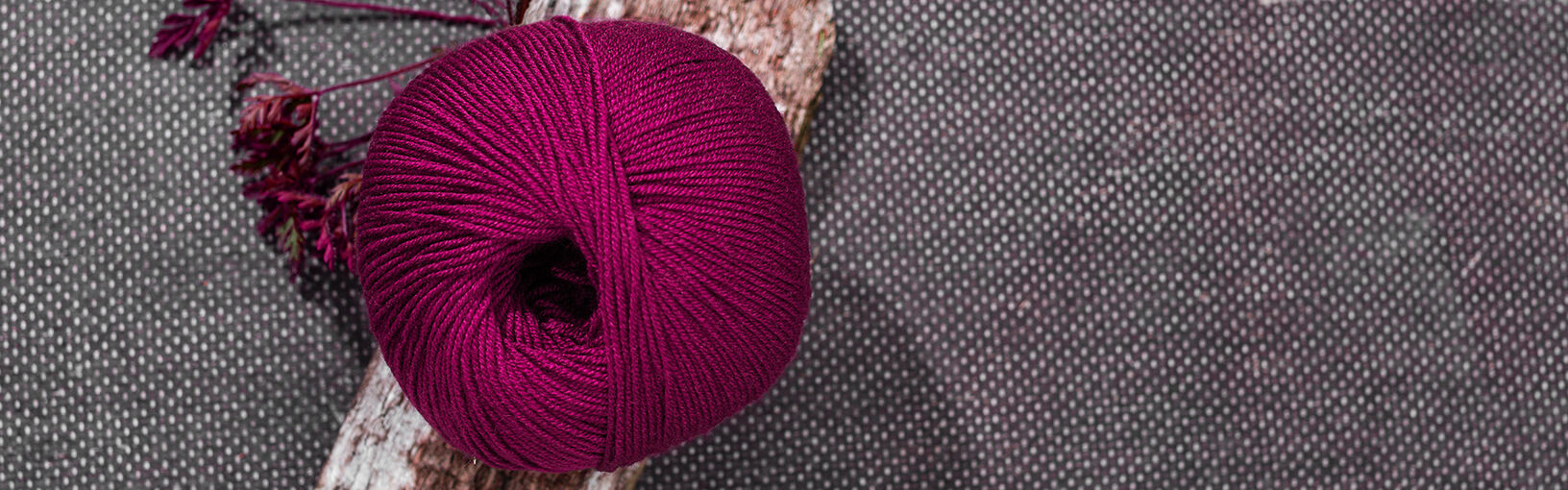 HOCHWERTIGE QUALITÄT & KREATIVES STRICKDESIGN Modellpakete<br>Damen | Mützen & Co