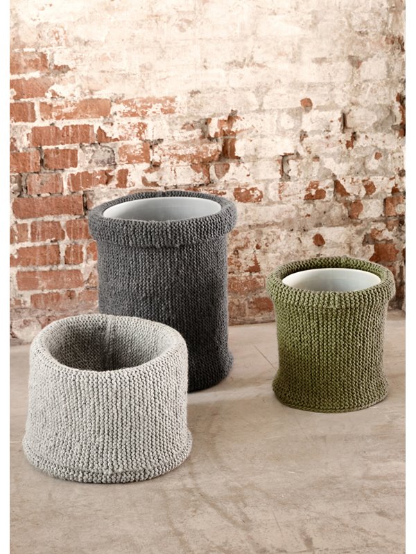 HUSSEN KRAUS RECHTS MIT BÖDEN IN FESTEN MASCHEN Lei von Lana Grossa