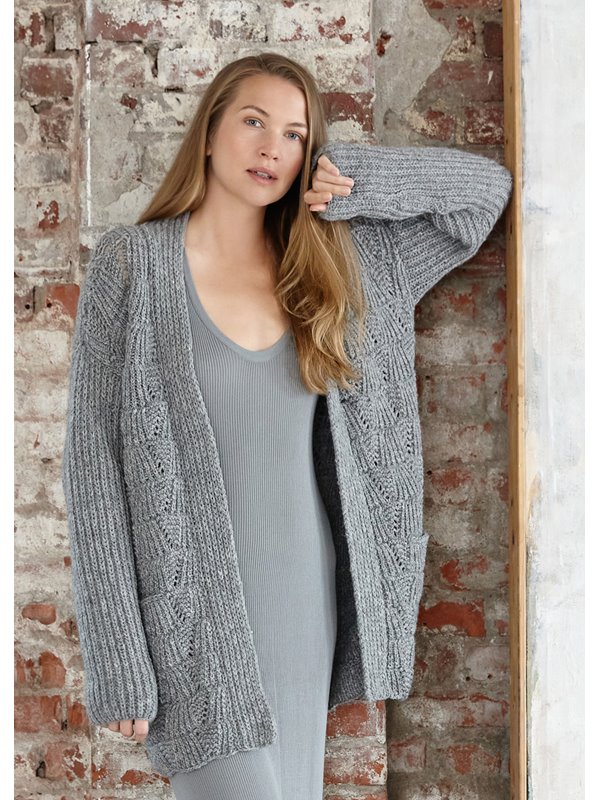 CARDIGAN MIT RIPPEN- LOCH- UND HALBPATENTMUSTER Baby Light von Lana Grossa