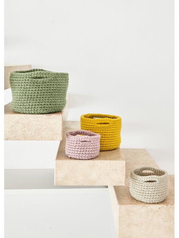 Lana Grossa KORB IN FESTEN MASCHEN Lei