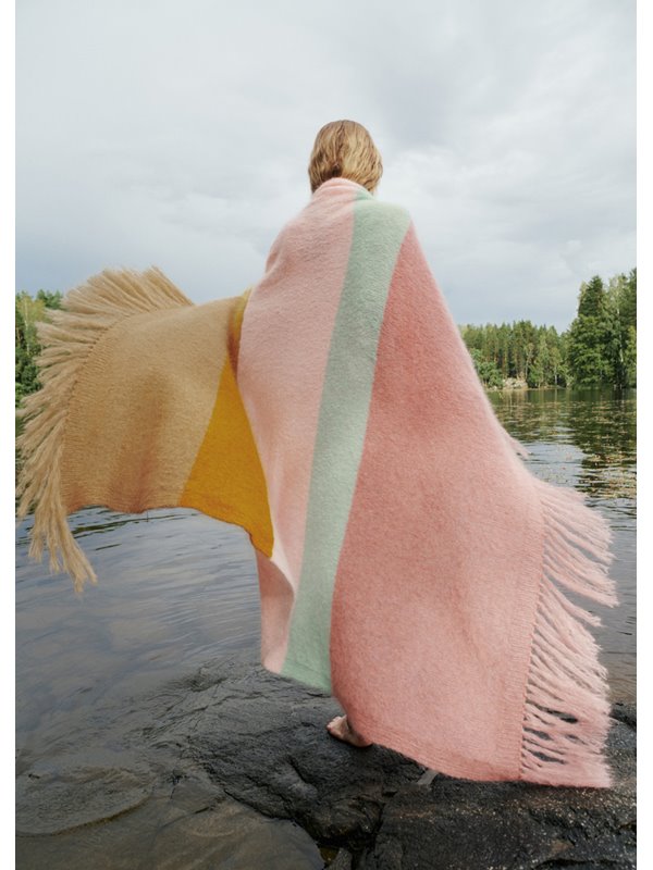 COLOR-BLOCK-DECKE Brigitte No. 3 von Lana Grossa