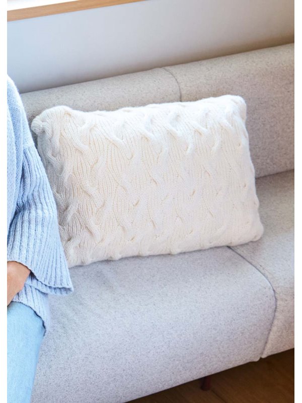 Lana Grossa KISSENHÜLLE IM VERSETZTEN RIPPENZOPFMUSTER Alta Moda Alpaca