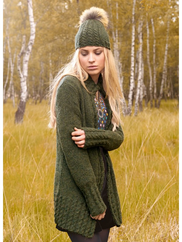 Lana Grossa MÜTZE MIT ZOPFMUSTER Alta Moda Alpaca