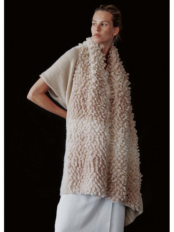 LONGWESTE Brigitte No. 2 & Lala Berlin Cloudy von Lana Grossa