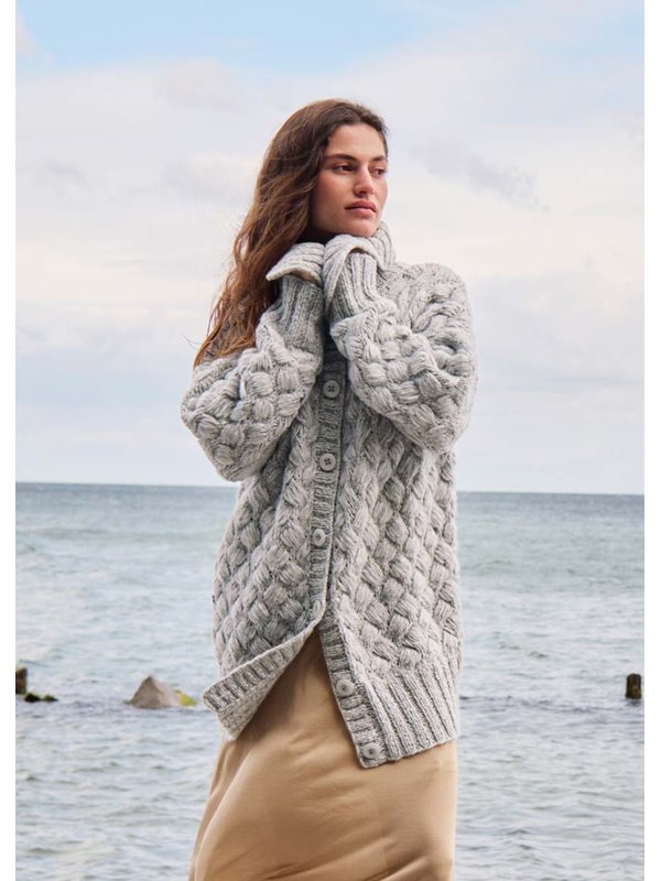 Lana Grossa JACKE IM FLECHTMUSTER Spuma