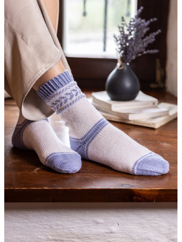 SOCKEN Meilenweit Seta von Lana Grossa