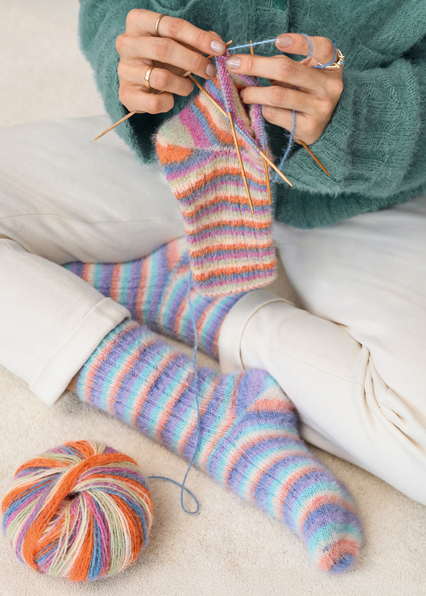 BASIC-SOCKEN Cosy Socks Soft Stripes von Lana Grossa
