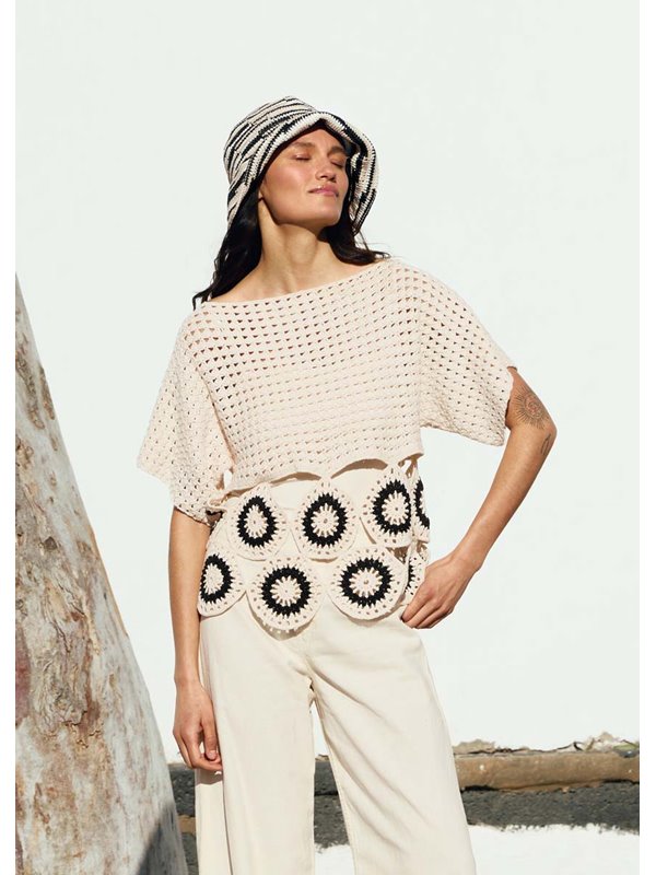 SHIRT IM STÄBCHEN-LOCHMUSTER MIT ROSETTEN Campo von Lana Grossa