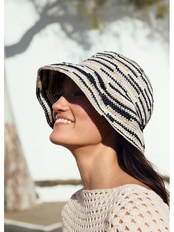 HUT IN FESTEN MASCHEN MIT KREMPE Elastico von Lana Grossa