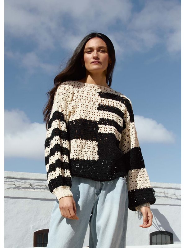 PULLI IM STÄBCHEN-LOCHMUSTER Setapura von Lana Grossa