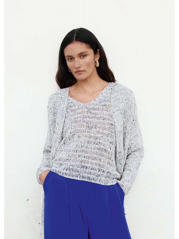 CARDIGAN IN FESTEN MASCHEN UND DREIFACHEN STÄBCHEN Maglia von Lana Grossa