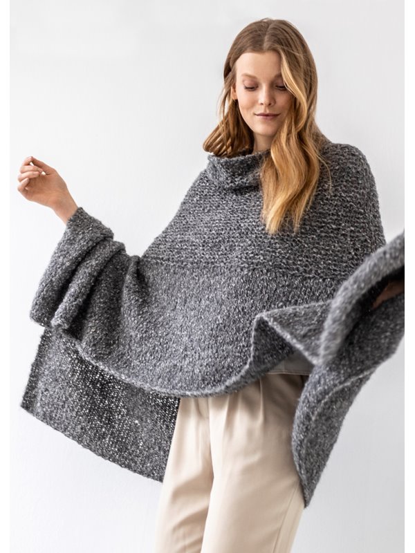 PONCHO GLATT RECHTS/KRAUS RECHTS Lala Berlin Harmony von Lana Grossa