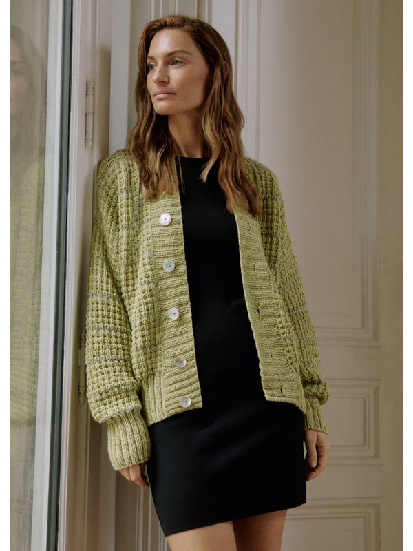 JACKE IM STRUKTURMUSTER Cara & Bella von Lana Grossa