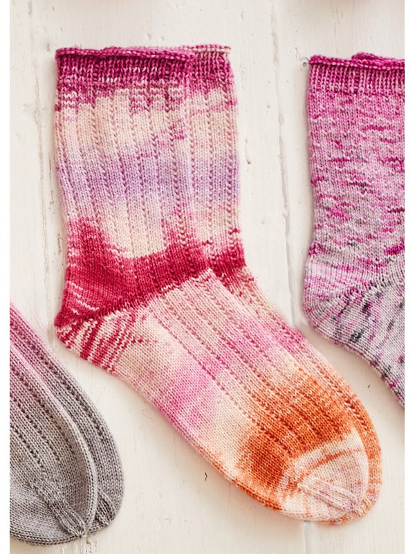 SOCKEN Meilenweit 100g Merino Rainbow hand-dyed von Lana Grossa