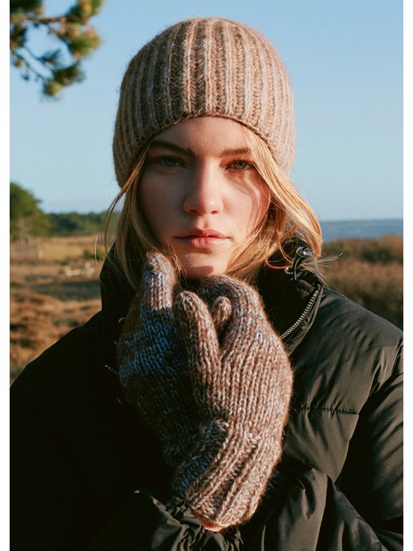 FÄUSTLINGE GLATT RECHTS Cara & Natural Alpaca Pelo von Lana Grossa