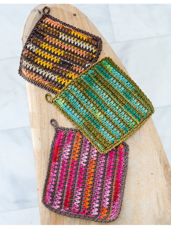 TOPFLAPPEN IM STRUKTURMUSTER Cotone uni/print von Lana Grossa