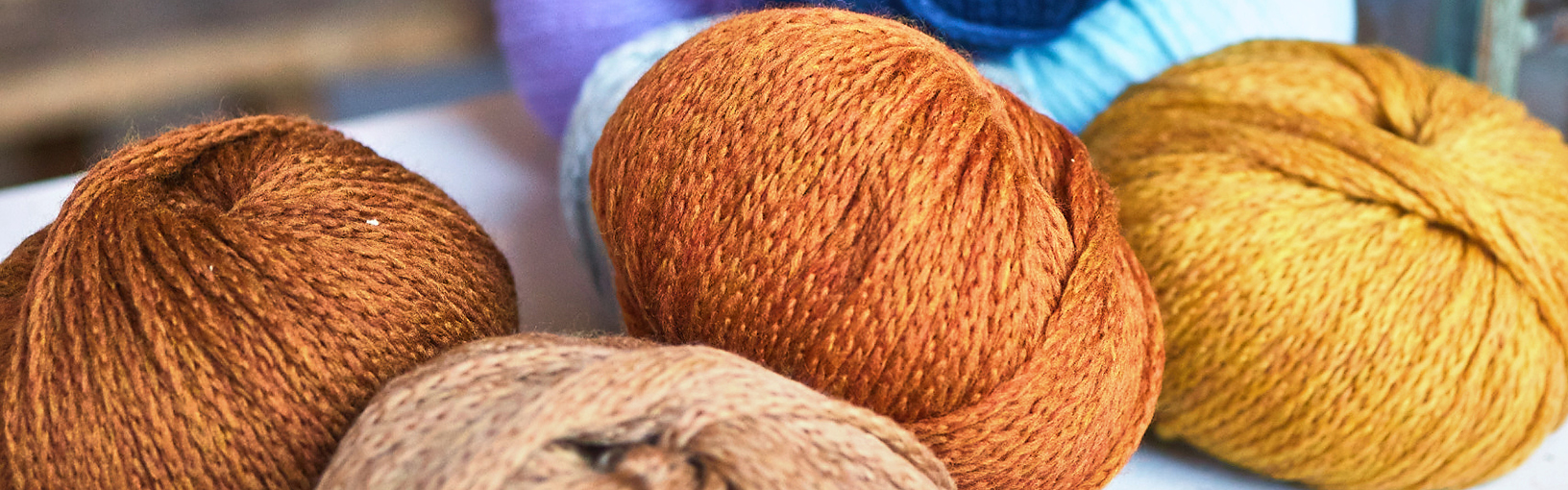 Garne zum Stricken, Häkeln und Filzen in bester Qualität LANA GROSSA Sockenwolle | Hand-dyed