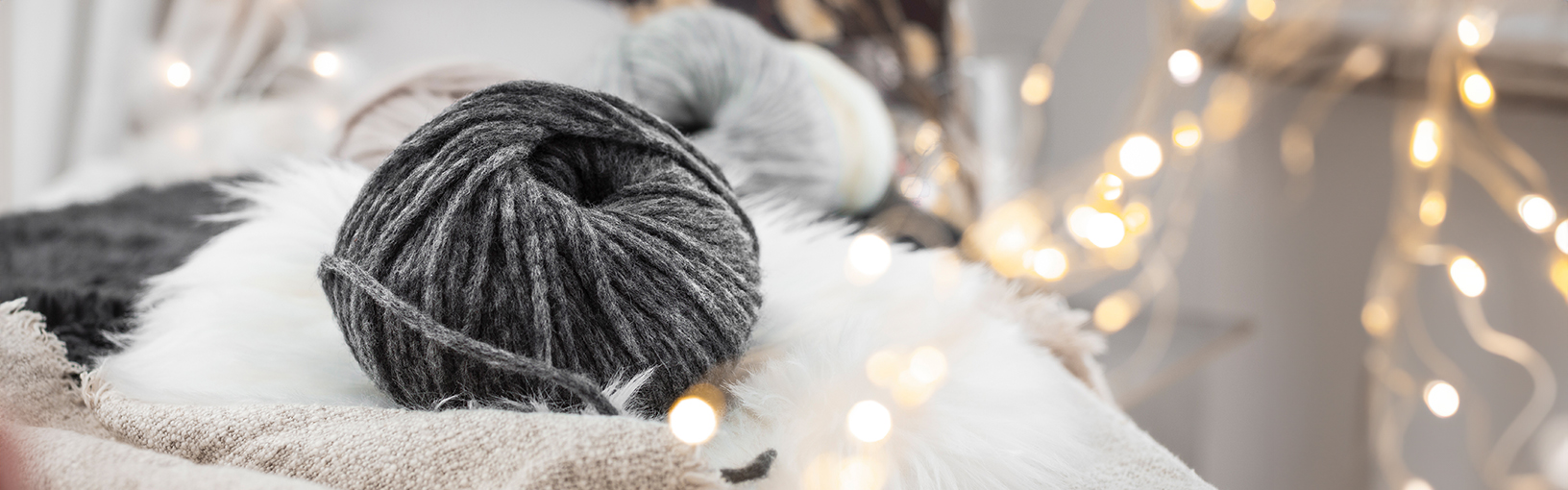 HOCHWERTIGE QUALITÄT & KREATIVES STRICKDESIGN Modellpakete<br>Damen